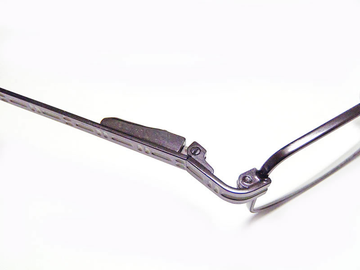 What is a Spring Hinge? A Guide to Durable and Comfortable Eyeglasses