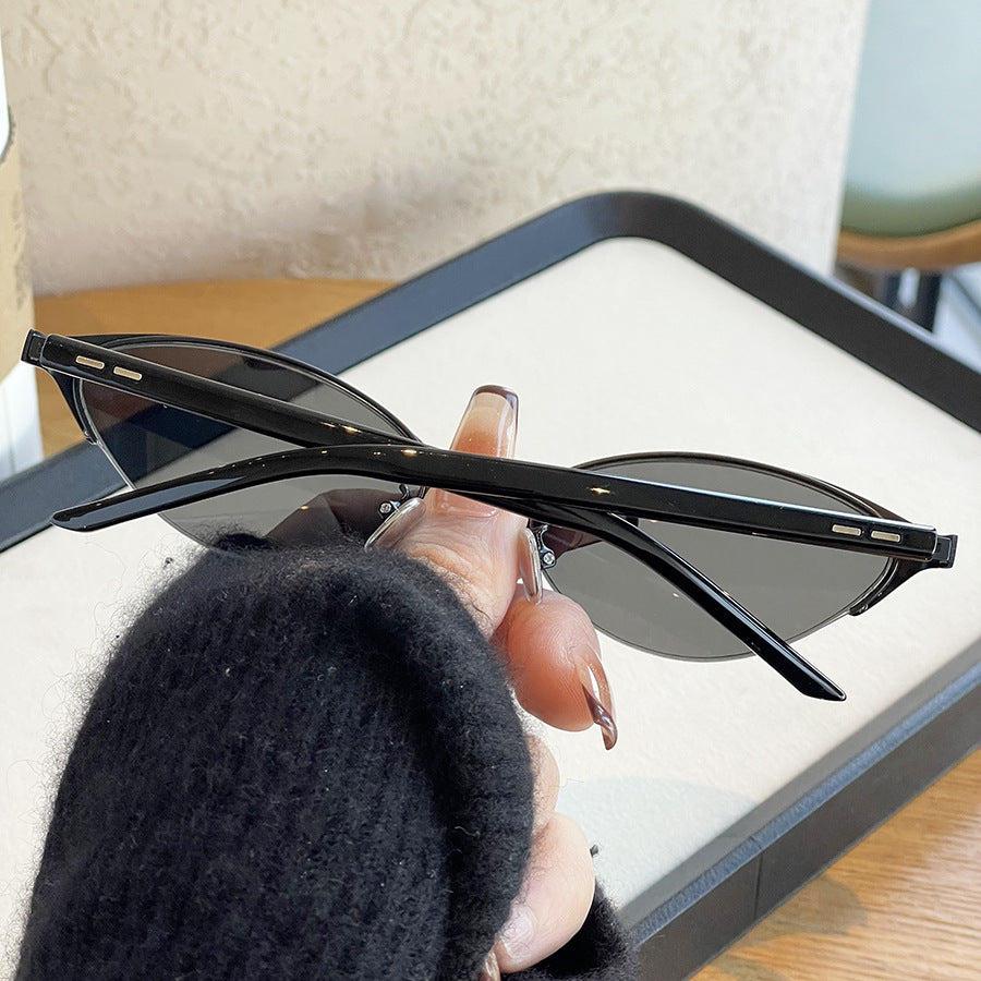 Vintage Metal Narrow Cat-Eye Sunglasses VK2422